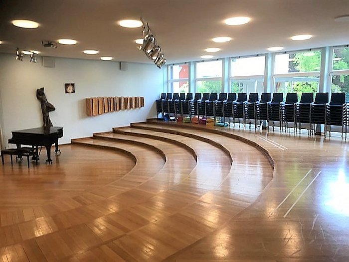 Schulhaus Tannegg Singsaal, Bild #1