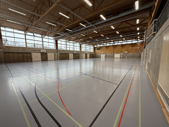 3-fach Sporthalle Dorf, Neuenegg, Bild 1 / 3