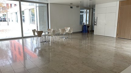 Gemeindezentrum (GdZ): Foyer , Bild #2