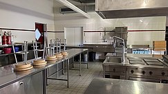 Mehrzweckhalle (MZH): Küche, Bild #3