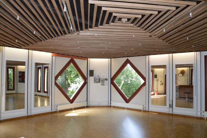 Pavillon mit Foyer, Küche, Garten & Saal, Bild 9 / 9